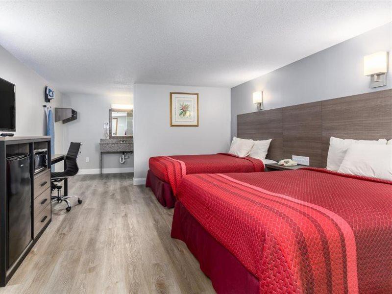 Captains Quarters Motel & Conference Center Eastham Bagian luar foto