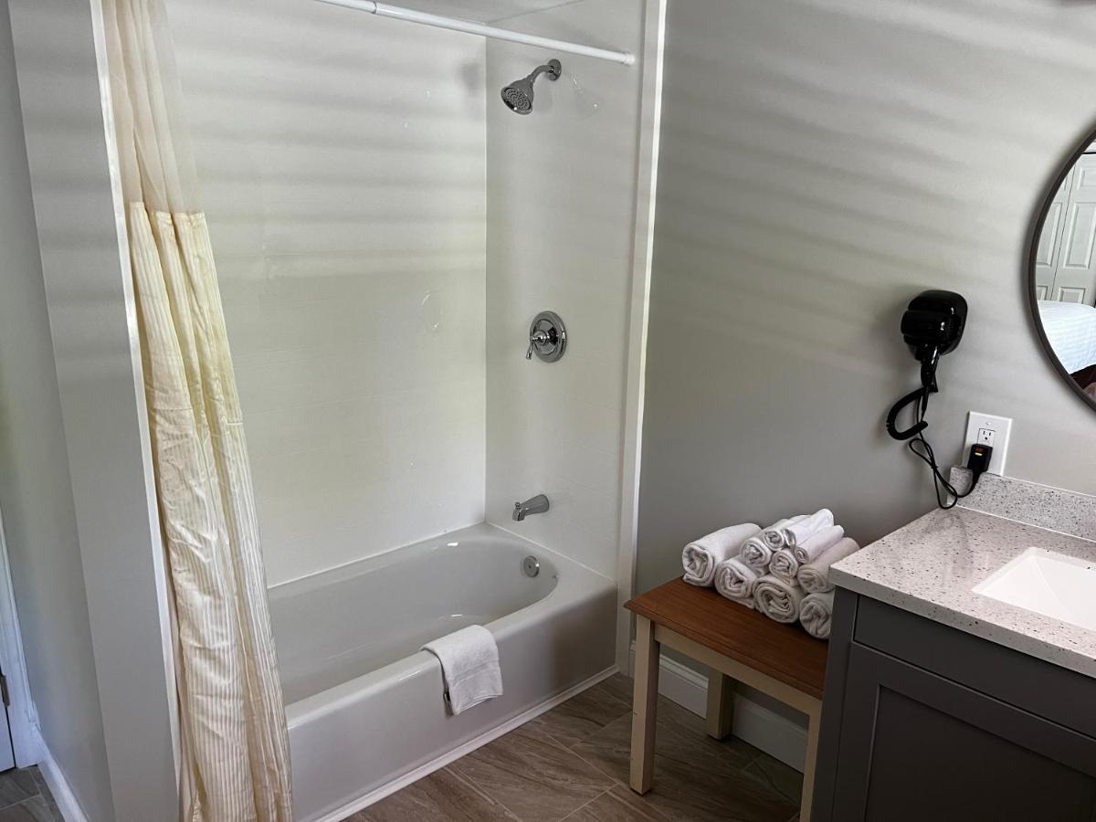 Captains Quarters Motel & Conference Center Eastham Bagian luar foto